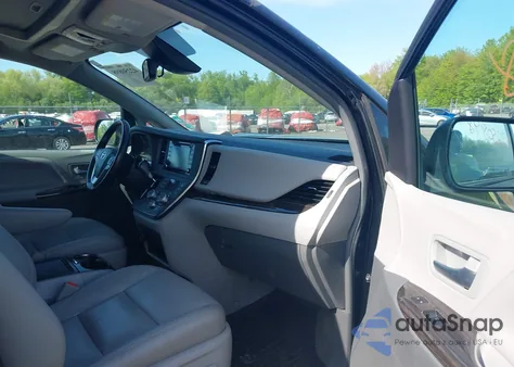 2018 Toyota Sienna Xle 8 Passenger из США, поврежденный, VIN 5TDYZ3DC2JS926543